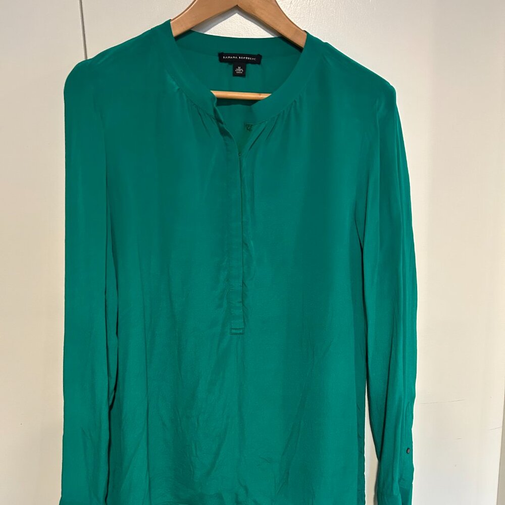 Banana Republic Green Silk Blouse